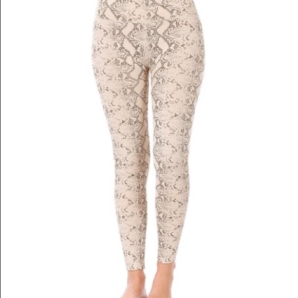 SNAKE PRINT FLEECE LEGGINGS - Picture 3 of 3